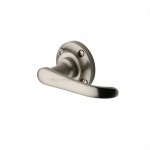 M Marcus Heritage Brass Windsor Design Door Handle Lever Latch on Round Rose