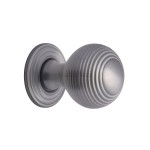 M Marcus Heritage Brass Reeded Design Cupboard Knob with base 32mm 