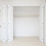 P C Henderson Huskyfold 30 Bifold Sliding Door System