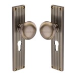 M Marcus Heritage Brass Victoria Reeded Mortice Knob on Plate - Antique Brass