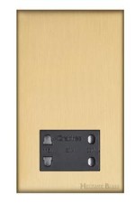 M Marcus Heritage Brass Windsor Range Shaver Socket Dual Output Voltage 110/240V