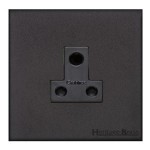 M Marcus Heritage Brass Windsor Range 5 Amp 3 Round Pin Socket