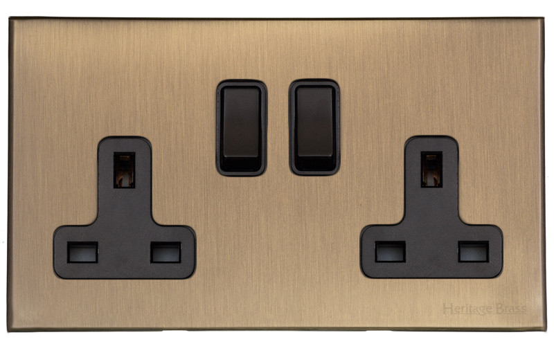 M Marcus Heritage Brass Windsor Range Double Switched Socket